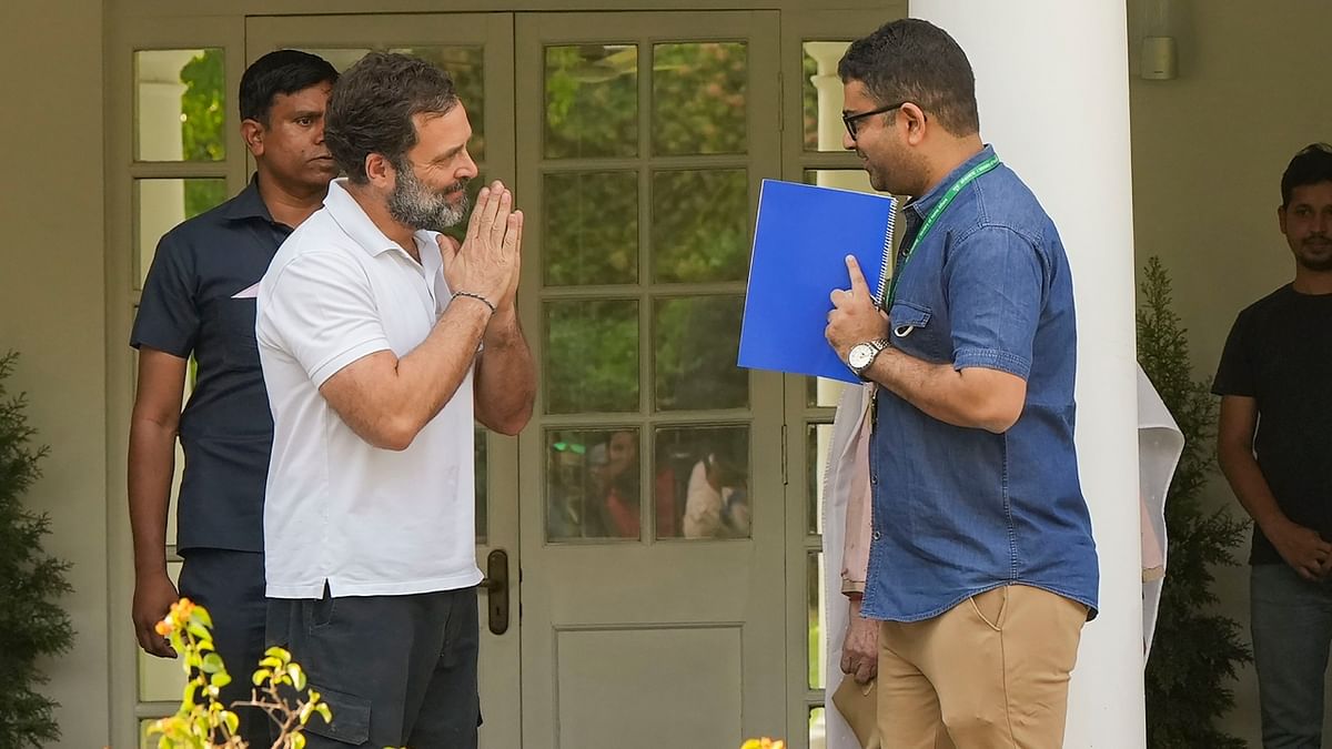 After Ls Disqualification Rahul Gandhi Vacates Delhi Bungalow